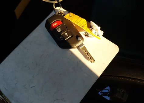 2021 Jeep Wrangler Unlimited Rubicon 4X4 z USA, uszkodzony, nr VIN 1C4HJXFN3MW505075